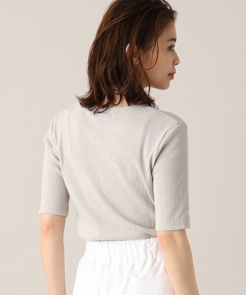 UNTITLED（アンタイトル）の「◆【さらりと着られる薄手トップス／洗える】コットン混 シアーリブカットソー（Tシャツ/カットソー・レディース・ブラック/ライトグレー/グリーン・50/02/04/48/00/44）」の14枚目の写真