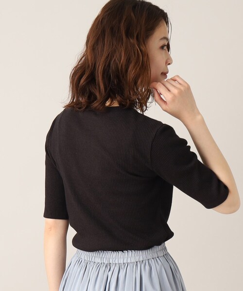 UNTITLED（アンタイトル）の「◆【さらりと着られる薄手トップス／洗える】コットン混 シアーリブカットソー（Tシャツ/カットソー・レディース・ブラック/ライトグレー/グリーン・50/02/04/48/00/44）」の21枚目の写真