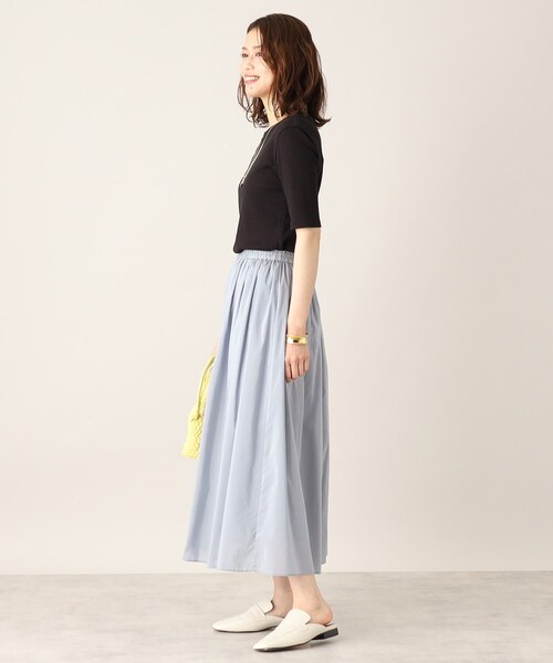 UNTITLED（アンタイトル）の「◆【さらりと着られる薄手トップス／洗える】コットン混 シアーリブカットソー（Tシャツ/カットソー・レディース・ブラック/ライトグレー/グリーン・50/02/04/48/00/44）」の22枚目の写真