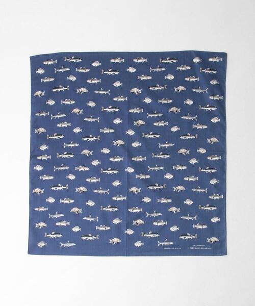 green label relaxing（グリーンレーベルリラクシング）の「GLR シーアイランド フィッシュ ハンカチ（ハンカチ/ハンドタオル・メンズ・ネイビー/オレンジ/ダークグリーン・FREE）」の4枚目の写真