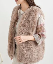 くるくるシープフェイクファーベスト