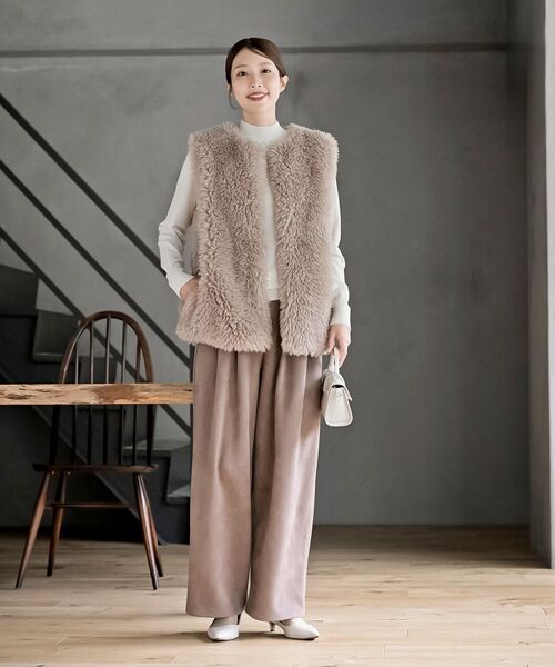 rps（アールピーエス）の「くるくるシープフェイクファーベスト（ベスト・レディース・モカ/ベージュ/アイボリー/グレー・フリー）」の14枚目の写真