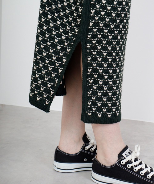 hunch（ハンチ）の「hunch AC ３G 配色JQ編み　ジャガードスカート（スカート・レディース・グリーン系/ブルー系/ブラック系・FREE）」の19枚目の写真