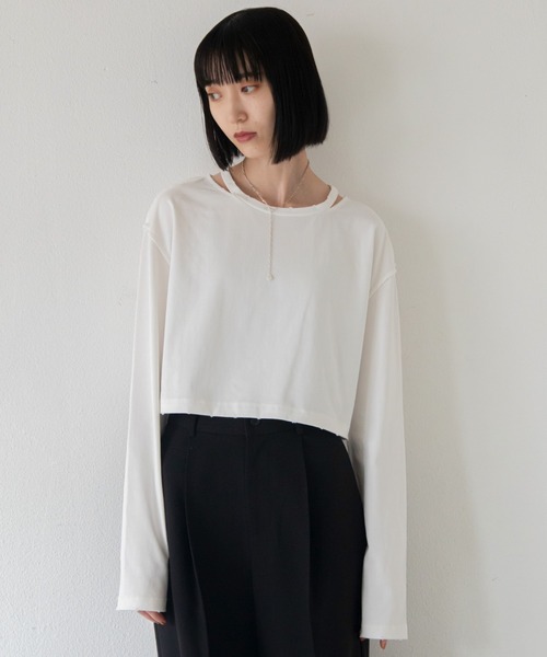 VACANCY(ヴァカンシー)の「カットスリットダメージトップス(Tシャツ/カットソー・レディース・ホワイト/ブルー/チャコールグレー・FREE)」の4枚目の写真
