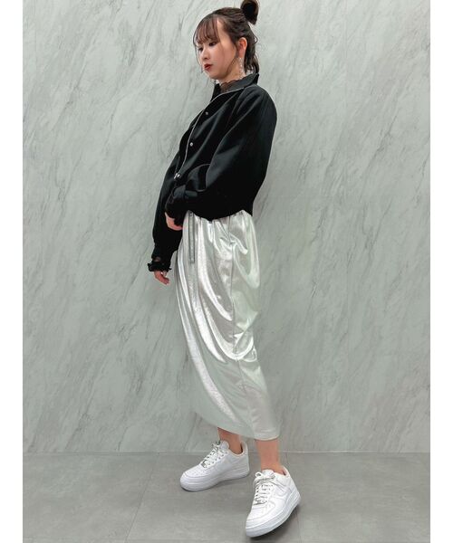 dazzlin(ダズリン)の「メタリックコクーンスカート(スカート・レディース・ブラック/ブラウン/シルバー・SMALL/MEDIUM)」の8枚目の写真