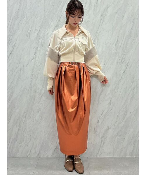 dazzlin(ダズリン)の「メタリックコクーンスカート(スカート・レディース・ブラック/ブラウン/シルバー・SMALL/MEDIUM)」の11枚目の写真