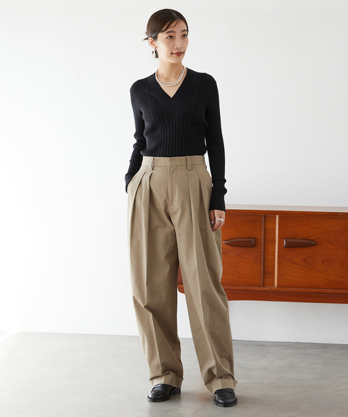 VERMEIL par iena（ヴェルメイユパーイエナ）の「《追加》SLOWOOL Vネック プルオーバー（ニット/セーター・レディース・ベージュ/ネイビー/レッド/グレー・FREE）」の17枚目の写真