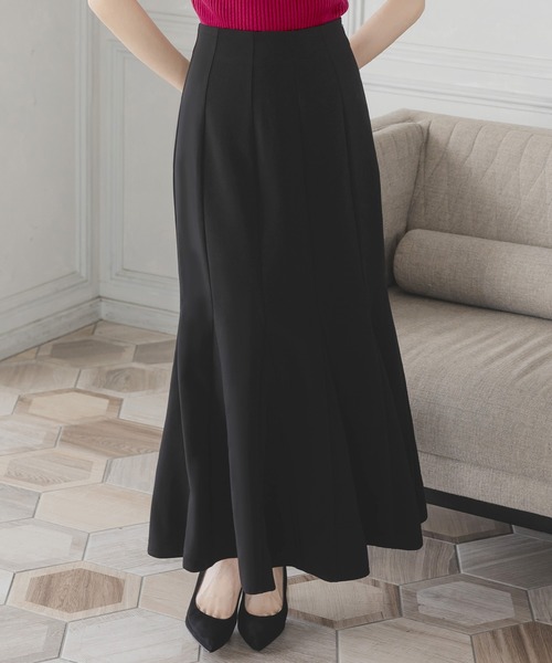 Julia Boutique(ジュリアブティック)の「ボリュームマーメイドスカート/23542(スカート・レディース・ブラック/プラム/ボルドー・ONE)」の4枚目の写真
