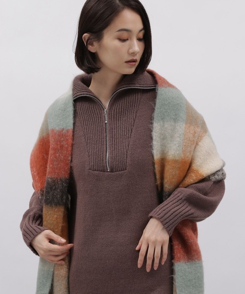 LAKOLE（ラコレ）の「ブークレーチェックマフラー / 963021（マフラー・レディース・ライトグリーン/ブルー/オフホワイト・FREE）」の14枚目の写真