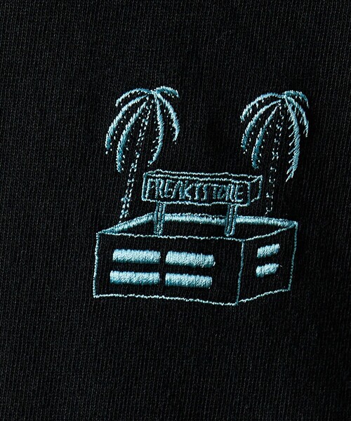 FREAK'S STORE（フリークスストア）の「OGAWA YOHEIアート ロングスリーブTシャツ ワンポイント デザインカットソー（Tシャツ/カットソー・メンズ・ホワイト/ブラック・LARGE/MEDIUM）」の6枚目の写真
