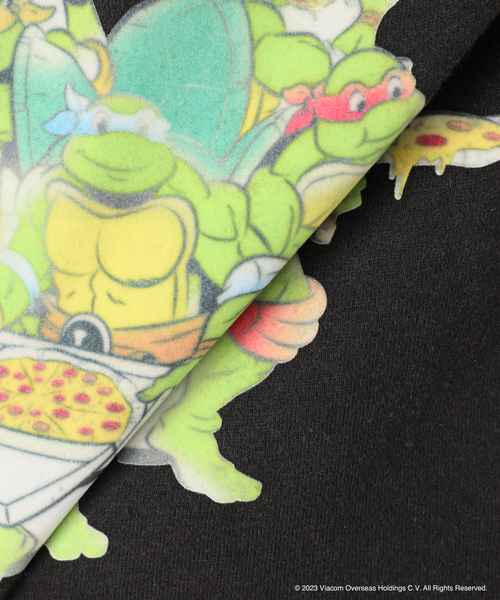 セール】【TMNT × relume】別注 フロッキープリント クルーネック