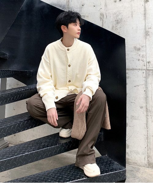 neos（ネオス）の「【neos -addictive design-】ルーズシルエット ノーカラー モール ニット カーディガン（カーディガン/ボレロ・メンズ・グリーン/ホワイト/ブルー/ワインレッド/ブラック・X-LARGE/LARGE/MEDIUM）」の22枚目の写真