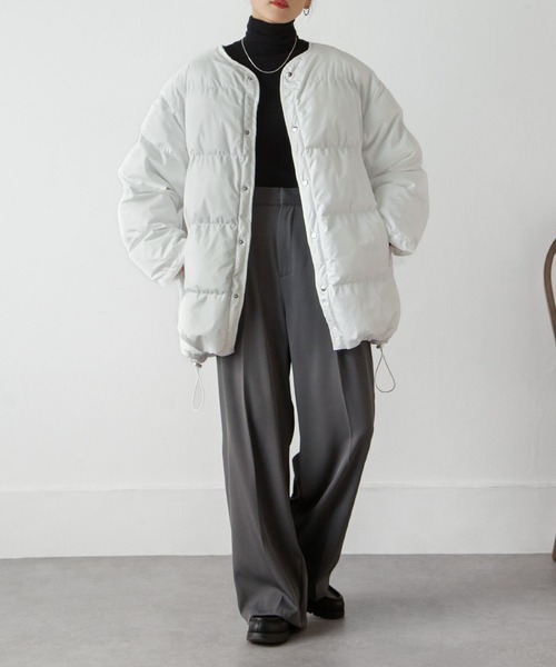 Chillfar（チルファー）の「中綿ノーカラーオーバージャケット（ダウンジャケット/コート・レディース・アイボリー/ブラック・FREE）」の21枚目の写真
