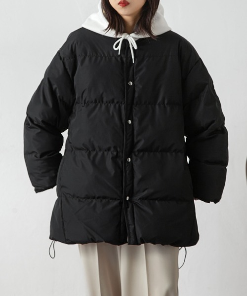 Chillfar（チルファー）の「中綿ノーカラーオーバージャケット（ダウンジャケット/コート・レディース・アイボリー/ブラック・FREE）」の13枚目の写真