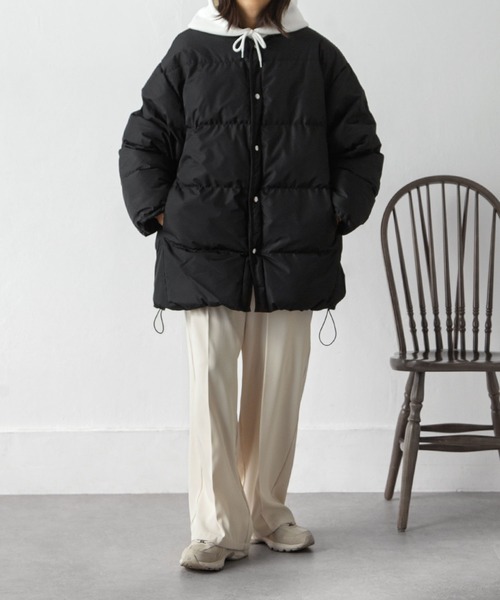 Chillfar（チルファー）の「中綿ノーカラーオーバージャケット（ダウンジャケット/コート・レディース・アイボリー/ブラック・FREE）」の20枚目の写真