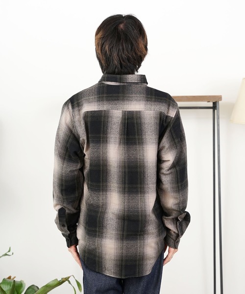 SHAKA WeAR(シャカウェア)の「shaka wear/シャカウェア FLANNEL SHIRT フランネルシャツ オンブレチェック(シャツ/ブラウス・メンズ・ネイビー系/ブラック系・XL/S/L/M)」の4枚目の写真