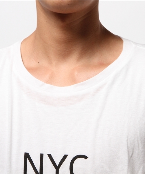 WHO'S WHO gallery（フーズフーギャラリー）の「【GIGGER】ドルマンTEE NYC（Tシャツ/カットソー・メンズ・オフホワイト/ブラック/グレー/レッド・FREE/MEDIUM/LARGE）」の9枚目の写真