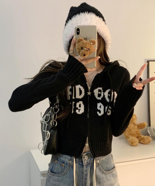 MAISON DE THERESE（メゾン ド テレーズ）の「フード付きニットカーディガン ジップアップ セーター（カーディガン/ボレロ・レディース・ブラウン/ブラック/ホワイト/ベージュ・FREE）」の2枚目の写真