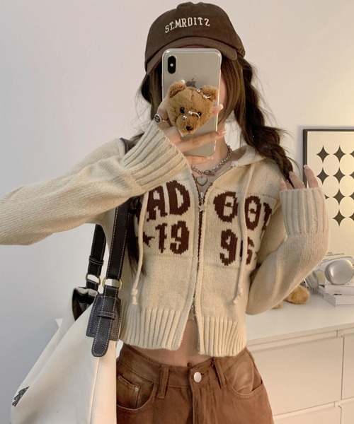 MAISON DE THERESE（メゾン ド テレーズ）の「フード付きニットカーディガン ジップアップ セーター（カーディガン/ボレロ・レディース・ブラウン/ブラック/ホワイト/ベージュ・FREE）」の5枚目の写真