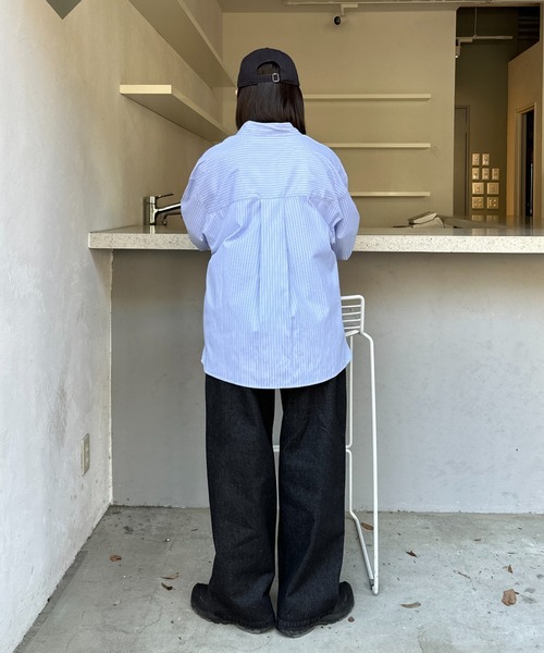 flaner（フラネ）の「Loose stripe shirt / ルーズストライプシャツ（シャツ/ブラウス・レディース・サックスブルー/ピンク・LARGE/MEDIUM）」の9枚目の写真