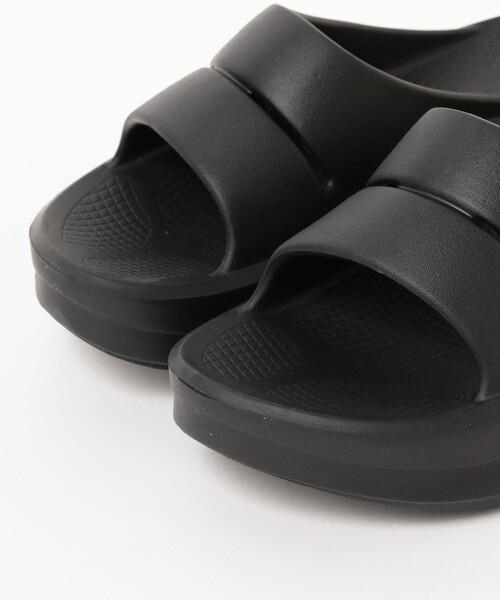 OOFOS / OOmega OOahh（23～25cm）（サンダル）｜OOFOS