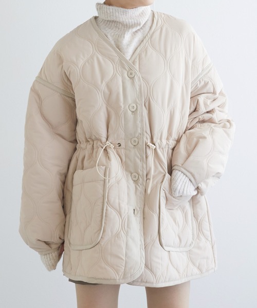 w closet（ダブルクローゼット）の「ひょうたんキルティングジャケット（テーラードジャケット・レディース・キナリ/カーキ/ブラック・FREE）」の5枚目の写真