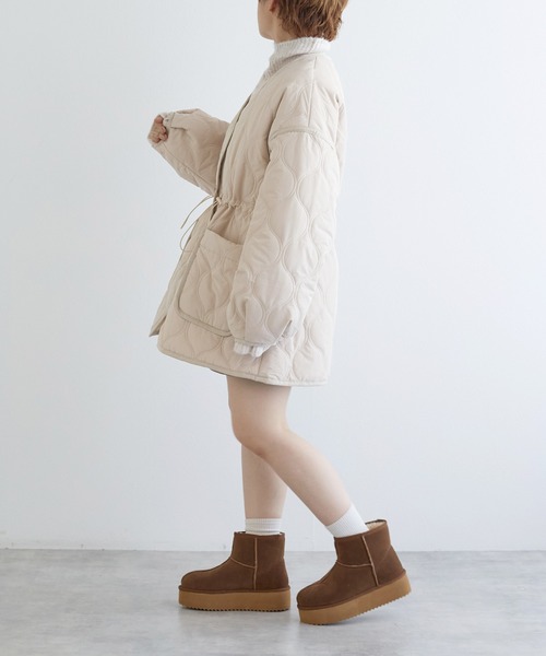 w closet（ダブルクローゼット）の「ひょうたんキルティングジャケット（テーラードジャケット・レディース・キナリ/カーキ/ブラック・FREE）」の8枚目の写真