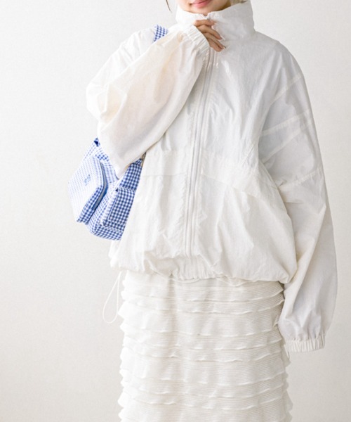 OLIVE des OLIVE(オリーブデオリーブ)の「配色トラックジャケット 1041070040(マウンテンパーカー・レディース・ベージュ/サックスブルー/ブラック/オフホワイト・FREE)」の7枚目の写真