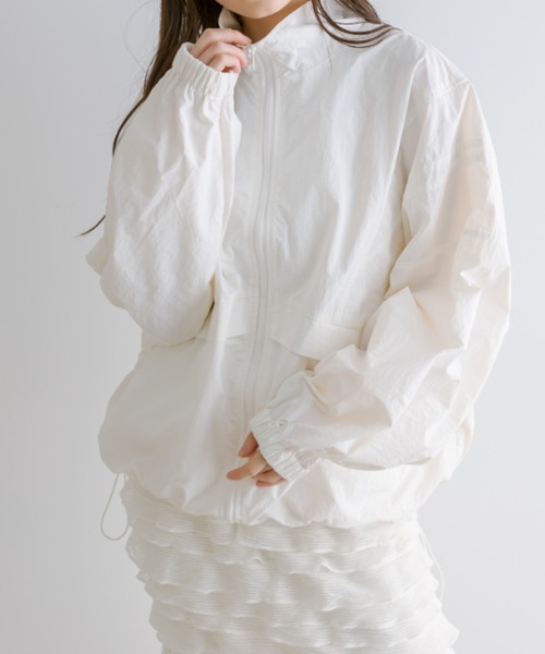 OLIVE des OLIVE(オリーブデオリーブ)の「配色トラックジャケット 1041070040(マウンテンパーカー・レディース・ベージュ/サックスブルー/ブラック/オフホワイト・FREE)」の11枚目の写真