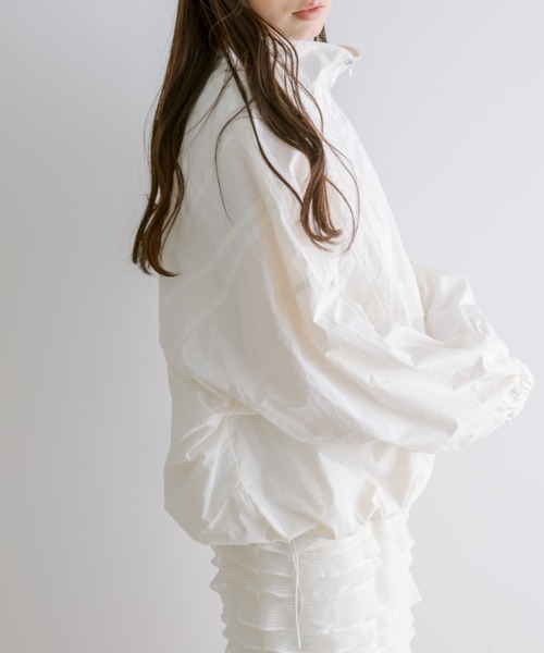 OLIVE des OLIVE(オリーブデオリーブ)の「配色トラックジャケット 1041070040(マウンテンパーカー・レディース・ベージュ/サックスブルー/ブラック/オフホワイト・FREE)」の12枚目の写真