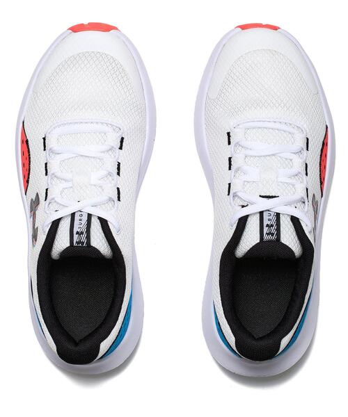 UNDER ARMOUR(アンダーアーマー)の「UAサージ4 3D(ランニング/KIDS)(スニーカー・キッズ・ホワイト・24.0cm/24.5cm/25.0cm/22.5cm/23.0cm/23.5cm)」の3枚目の写真