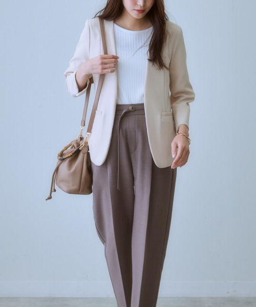 7days Life Styling（セブンデイズライフスタイリング）の「洗えるストレッチダブルクロス7分袖ノーカラージャケット（ノーカラージャケット・レディース・ネイビー/ライトグレー/ライトベージュ/ブラック・S/M/L/LL）」の5枚目の写真