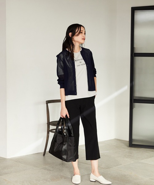 A/C DESIGN BY ALPHA CUBIC（エーシーデザインバイアルファキュービック）の「【EC別注】軽量A4トートバッグ 【A4・ノートパソコン・タブレット収納可能】【追加2】（トートバッグ・レディース・モカ/ブラック/チャコールグレー・フリー）」の4枚目の写真