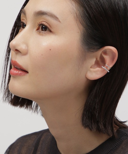 LAKOLE(ラコレ)の「ビジューダブルイヤーカフ2 / 114091(イヤーカフ・レディース・その他1/その他2・FREE)」の1枚目の写真