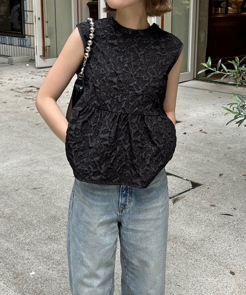 JUNOAH（ジュノア）の「2wayリボンジャガードノースリーブトップス（シャツ/ブラウス・レディース・ブラック/アイボリー/ブラウン・LARGE/MEDIUM/X-LARGE）」の5枚目の写真