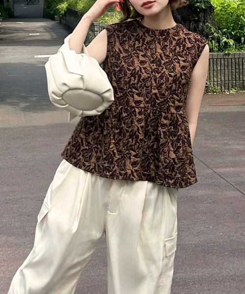 JUNOAH（ジュノア）の「2wayリボンジャガードノースリーブトップス（シャツ/ブラウス・レディース・ブラック/アイボリー/ブラウン・LARGE/MEDIUM/X-LARGE）」の14枚目の写真