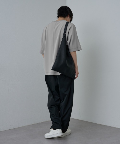 COLONY 2139（コロニートゥーワンスリーナイン）の「シュリンクホーボーバッグ（トートバッグ・メンズ・ブラック/グレー・FREE）」の17枚目の写真