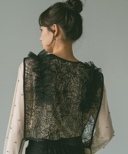 VANNIE U(ヴァニーユー)の「コードレースチュールベスト/前後2WAY(ベスト・レディース・アイボリー/ブラック・FREE)」の7枚目の写真