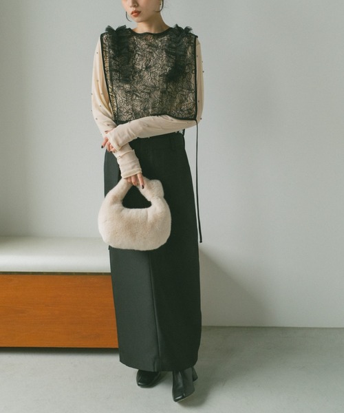 VANNIE U(ヴァニーユー)の「コードレースチュールベスト/前後2WAY(ベスト・レディース・アイボリー/ブラック・FREE)」の5枚目の写真