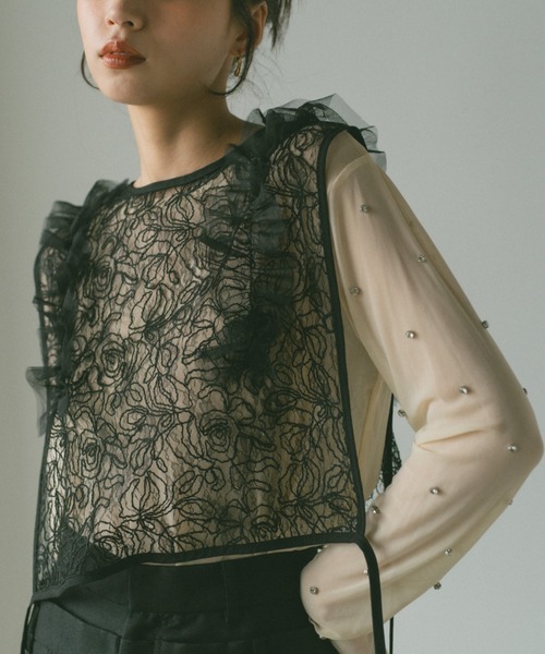 VANNIE U(ヴァニーユー)の「コードレースチュールベスト/前後2WAY(ベスト・レディース・アイボリー/ブラック・FREE)」の3枚目の写真