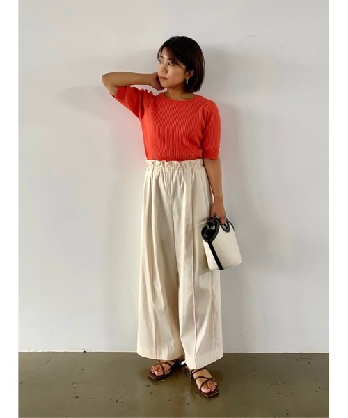 COHINA(コヒナ)の「パーソナルカラーボタンデザインリブニット【低身長・小柄女性】(ニット/セーター・レディース・グリーン/ブルー/オレンジ・ONE SIZE)」の14枚目の写真