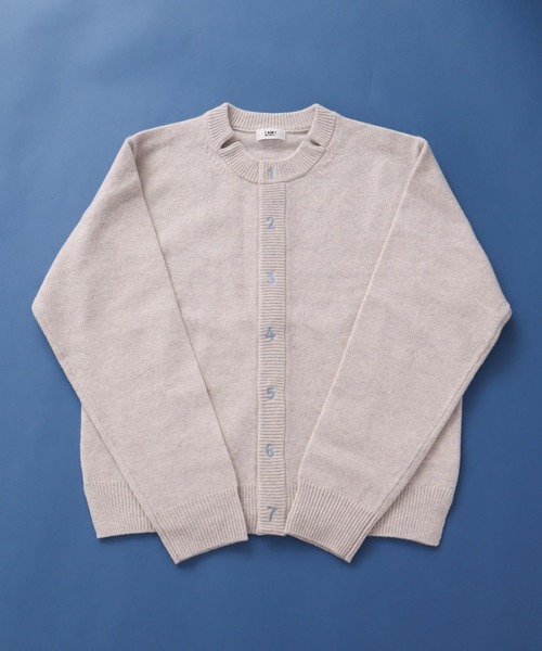 I am I in fact...（アイアムアイインファクト）の「UPW数字刺繍クルーカーディガン（カーディガン/ボレロ・レディース・マルチ/ブラック/サックスブルー/ブラック系その他/グレー/グリーン/ピンク・FREE）」の4枚目の写真