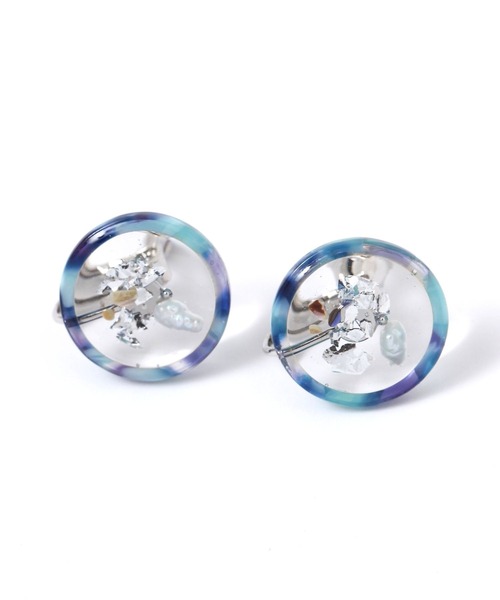 studio CLIP（スタディオクリップ）の「封入イヤリング（イヤリング・レディース・ブルー/ブラウン・FREE）」の2枚目の写真