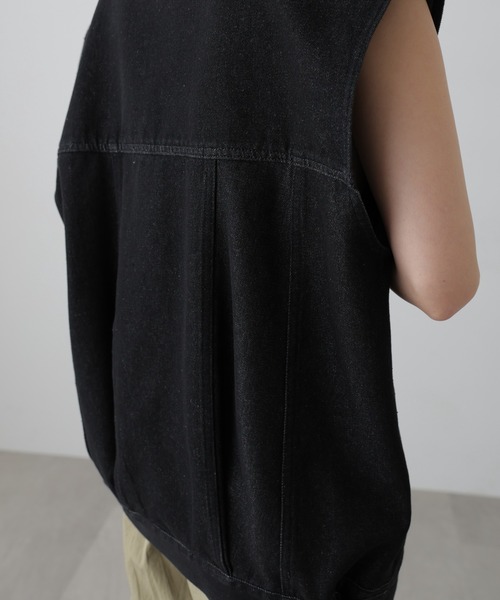 FREE'S MART（フリーズマート）の「ミドル丈デニムベスト（デニムジャケット・レディース・グレー/ブラック/ライトインディゴブルー・FREE）」の15枚目の写真