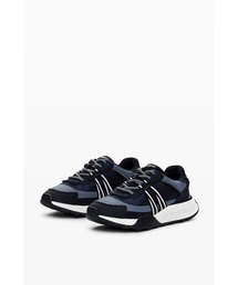 ナイロンジョガースニーカー