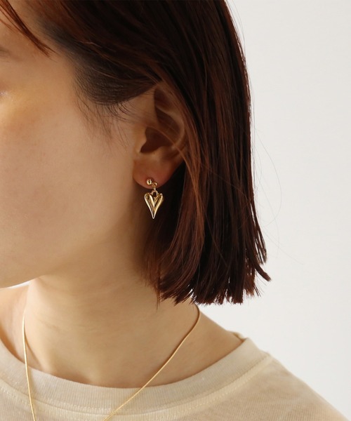 moichou（モイシュ）の「[moichou]ハンギングハートピアス（ピアス（両耳用）・レディース・ゴールド/シルバー・ONE SIZE）」の3枚目の写真