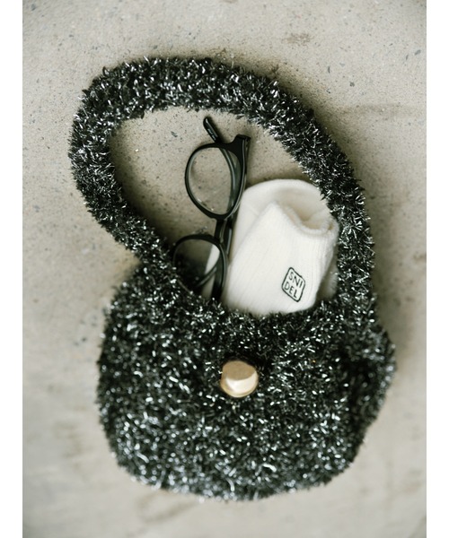 SNIDEL（スナイデル）の「ラメニットバッグ（トートバッグ・レディース・ブラック/ベージュ/グリーン・FREE）」の9枚目の写真