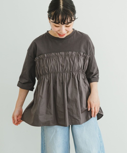 ITEMS URBANRESEARCH（アイテムズ アーバンリサーチ）の「ギャザードッキングハンソデTシャツ（Tシャツ/カットソー・レディース・チャコールグレー/オフホワイト・FREE）」の11枚目の写真