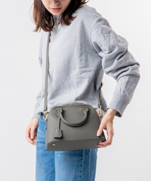 MURA（ムラ）の「シュリンクレザー ショルダーベルト付き ダブルファスナー ミニハンドバッグ（ショルダーバッグ）」