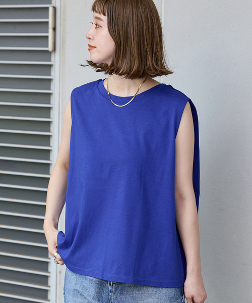 B.C STOCK(ベーセーストック)の「《追加》ノースリボックスTEE(Tシャツ/カットソー・レディース・ブラウン/ホワイト/ブルー/ブラック・FREE)」の1枚目の写真